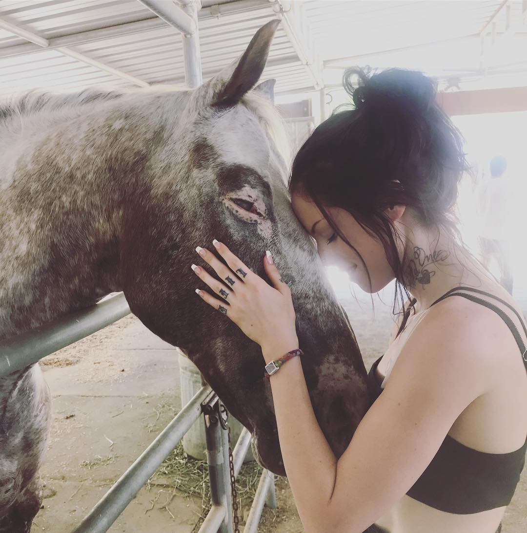 Victoria Eden with horse